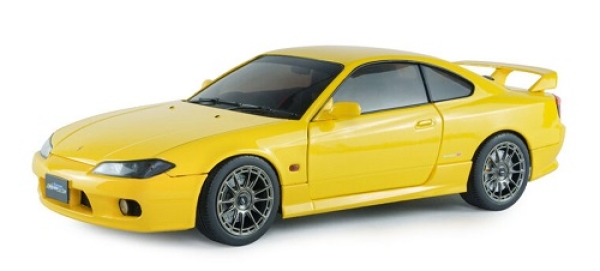 421186607 Nissan Silvia S15 Spec-R Aero 1999 yellow 1:18